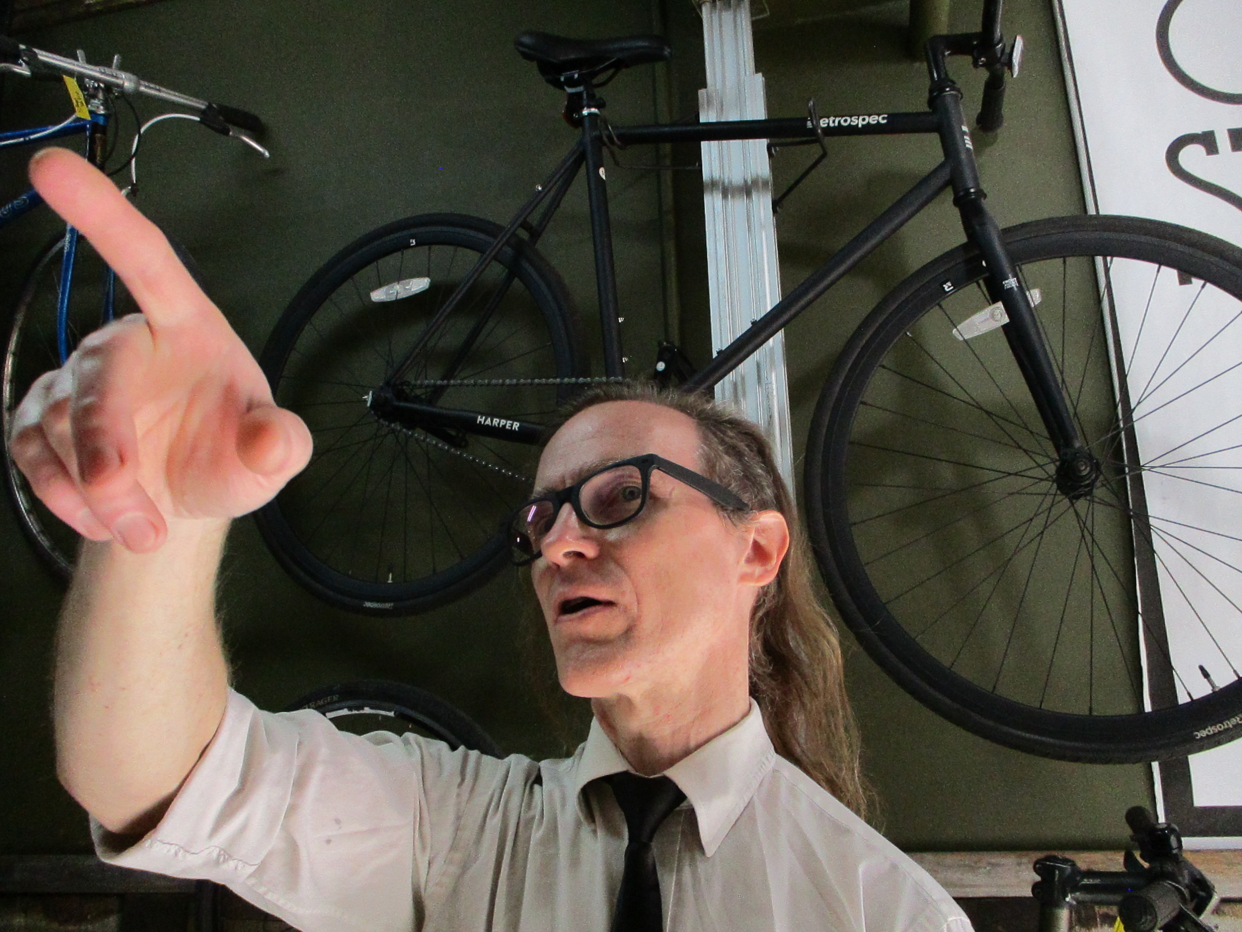 New business, Old Steel: bike shop celebrates circularity at grand opening